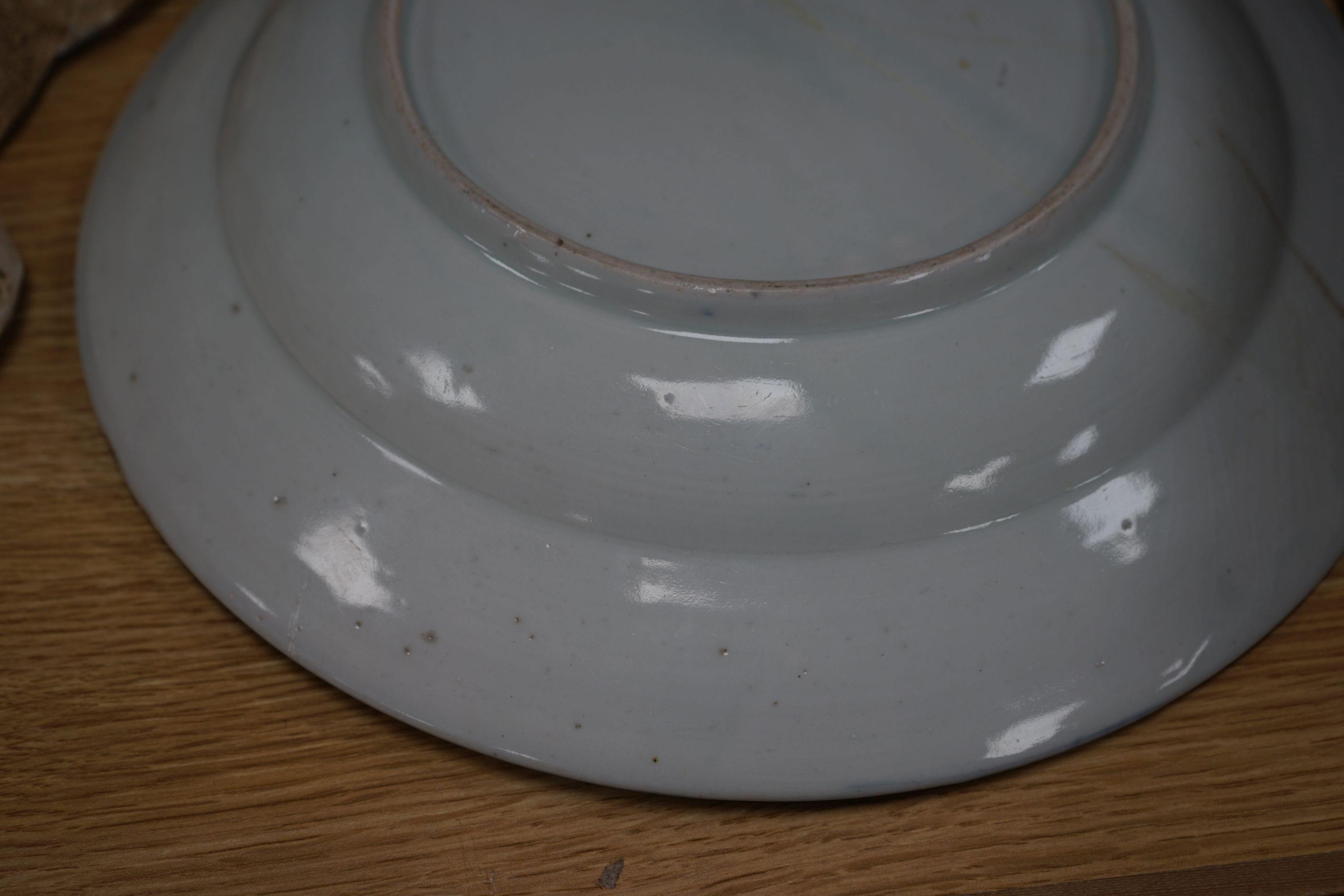 A Japanese blue and white dish, a Chinese blue and white meiping and a clobbered plate 33cm